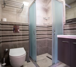 Трёхместный номер Economy в Karen Hotel