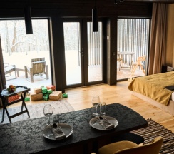 Лодж 3 с теплой купелью на террасе и видом на залив в Vyborg Bay