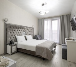 КОМФОРТ С БАЛКОНОМ в Малекон by Provence