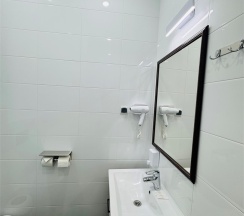 Двухместный номер категории «стандарт» в Транзит