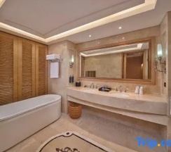 Номер Premium с видом на море в Tangla Hotel Sanya