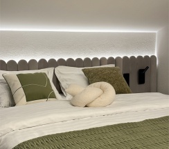 Дом «DOUBLE» с банным чаном на террасе в Luxe House