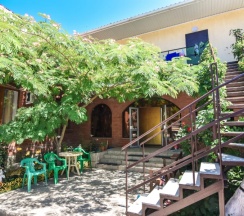 СЕМЕЙНАЯ СТУДИЯ С КУХНЕЙ  в Одиссей