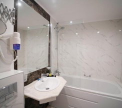 Апартаменты c 1 комнатой с балконом в Prestige Hotel and Aquapark
