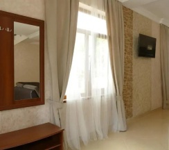 Люкс Дуплекс с балконом и с красивым видом из окна в Abaash Hotel Afon