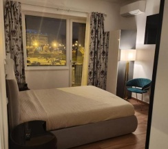 Двухместный номер Standard с балконом двуспальная кровать в B&B Mini Hotel Incity