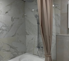 Джуниор сюит (Junior Suite) с двуспальной кроватью (3 этаж) в Бира