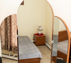 Двухместный номер (С большой кроватью King Size 1.6/2.0 с ортопедическим матрасом) в Милани