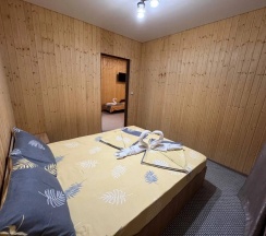 Пятиместный семейный коттедж с видом на горы в Delis