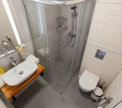 Домик в Calista