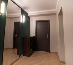 Двухместный люкс (Малый корпус) с 2 комнатами с балконом двуспальная кровать в Литфонд