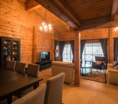 8-и местный улучшенный дом в Западном поселке в Бутик