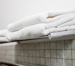 Двухместный полулюкс с видом на город двуспальная кровать в Старая гостиница Лавры