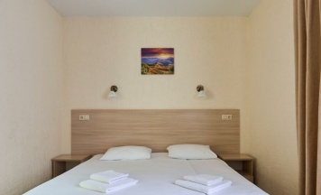 2-х местн. номера с одной кроватью (Дом с 10 спальнями) в Цитадель