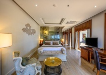 Вилла c 1 комнатой с балконом и beachfront в Maikhao Dream Villa Resort and Spa, Centara Boutique Collection