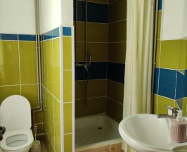 Кровать в общем номере (женский номер) в Hostel MANDARIN