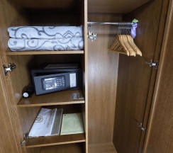 Двухместный номер люкс с видом на монастырь в Покровская