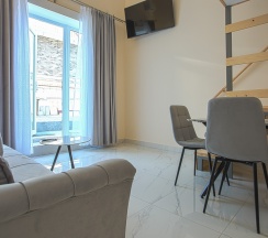 Двухместные апартаменты 2 с видом на внутреннюю территорию (во двор) двуспальная кровать в Exclusive Hotel&Apartments