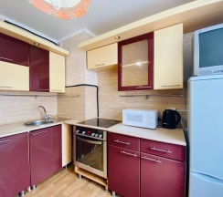 Апартаменты с балконом и с видом на город в Apartments on str. International, bld. 36