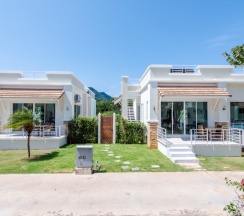 Вилла Luxury с балконом и с красивым видом из окна в Отель The Oriental Beach Pearl
