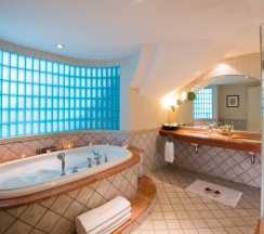 Двухместный люкс Presidential двуспальная кровать в Herods Palace Hotel