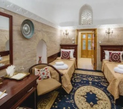 Двухместный номер Standard с балконом 2 отдельные кровати в Ориент Стар Хива