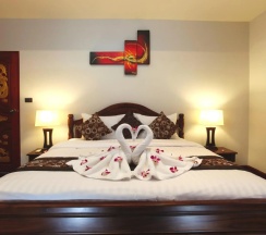 Pool Villa Thai Style с 4 спальнями в Вилла Kata Sea View