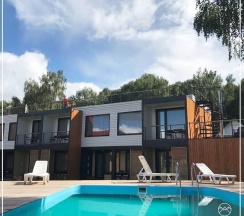 Полулюкс с балконом в Ковчег