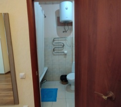 Трёхместный люкс с балконом и с красивым видом из окна в Диоскурия