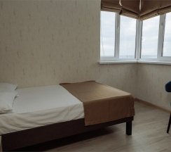 FAMILY JUNIOR SUITE с боковым видом на море и бассейн в Эмеральдика