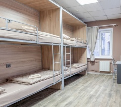 Место в шестиместном мужском номере в Ледокол