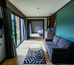 Двухместная вилла Deluxe с видом на бассейн (двуспальная кровать) в Chaokoh Phi Phi Hotel & Resort