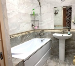 2-комнатные апартаменты стандарт с 1 двуспальной кроватью и диваном (мансарда) в Apart Ru Hotel