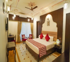 Номер Deluxe в Trulyy The Amar Mahal