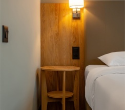 Стандартный номер с видом на город c двумя односпальными кроватями в Cosmos Omsk Hotel