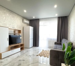 Апартаменты с балконом в Апартаменты Like Home на Земнухова 2