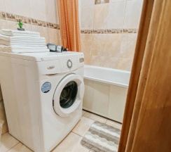 Апартаменты с 2 комнатами с балконом и с красивым видом из окна в Апартаменты рядом с парком Победы