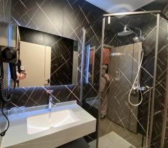 2-местный номер стандарт (без окна) в Holiday hotel