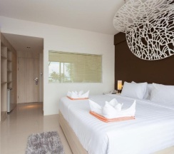 Двухместный номер Deluxe с видом на море двуспальная кровать в Coral Inn