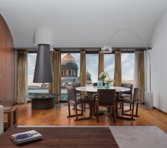 Номер Presidential suite SO VVIP, с джакузи и камином – с большой двуспальной кроватью в So/Санкт-Петербург