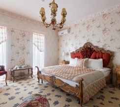 De Luxe в Villa Italy
