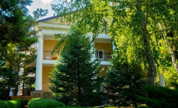 Стандарт 2х местный с видом на парк (корпус 2) в Небуг