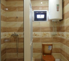 Четырёхместный номер Standard с балконом в Гагра