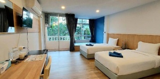 Карон: Отель Karon Living Room
