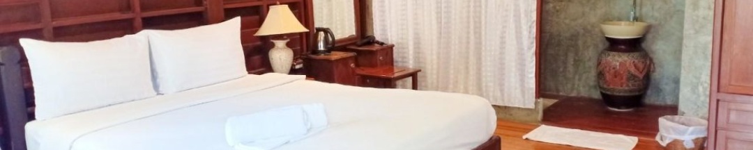 Бунгало Deluxe с балконом и с красивым видом из окна в Deeden Pattaya Resort