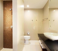 Четырёхместный номер Deluxe с балконом и с видом на сад 2 отдельные кровати в Arinara Beach Resort Phuket