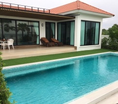 Вилла с 3 комнатами в La Playa Beach Front Pool Villa Cha-am