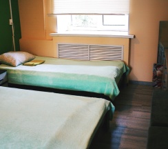 Трёхместный номер Economy (общая ванная комната) в Like Hostel