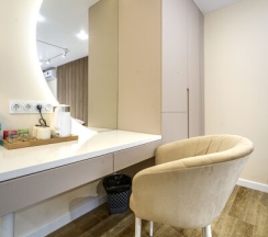 Люкс №11 с террасой в Портал Апартментс