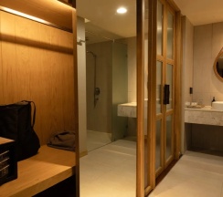 Двухместный полулюкс двуспальная кровать в Andaman Cannacia Resort & Spa